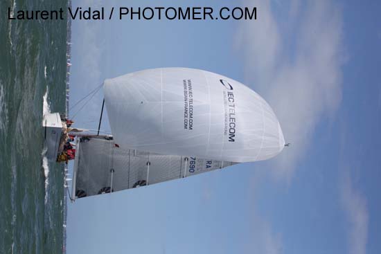 2010_0404_112258AB